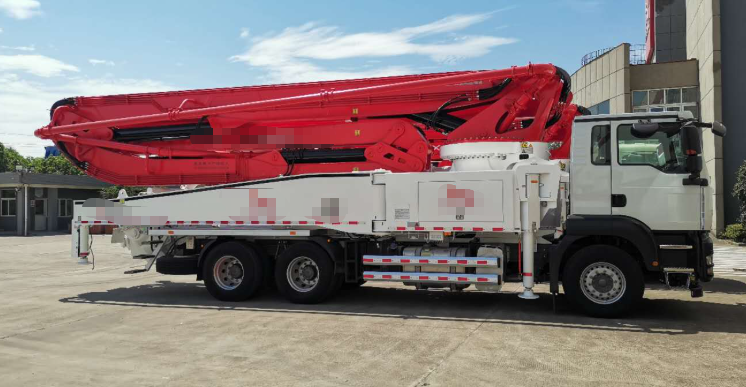 泵车设计细节中的“人文关怀”：从驾驶室配置看品牌如何提升机手长期作业舒适度